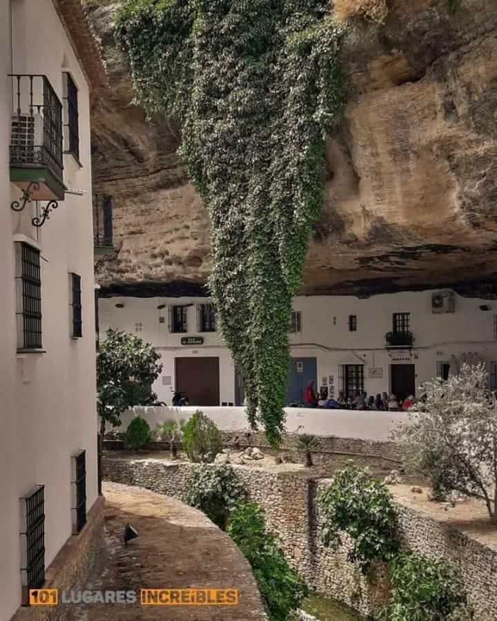 Апартаменты La Casa Del Rio Setenil De Las Bodegas Экстерьер фото